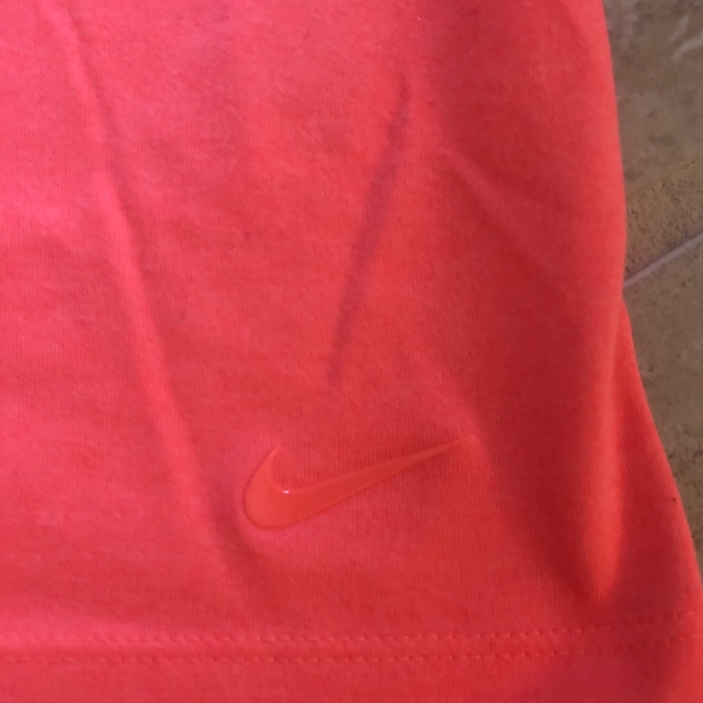 Dri Fit Tank - Picture 3 of 4